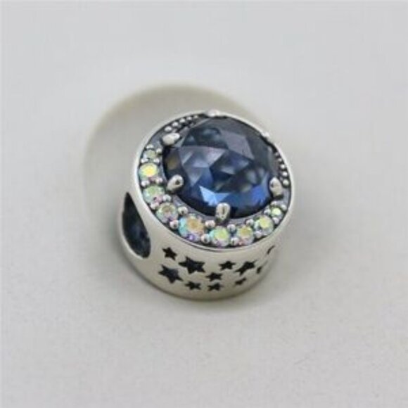Pandora sparkling dark blue charm - Picture 3 of 4